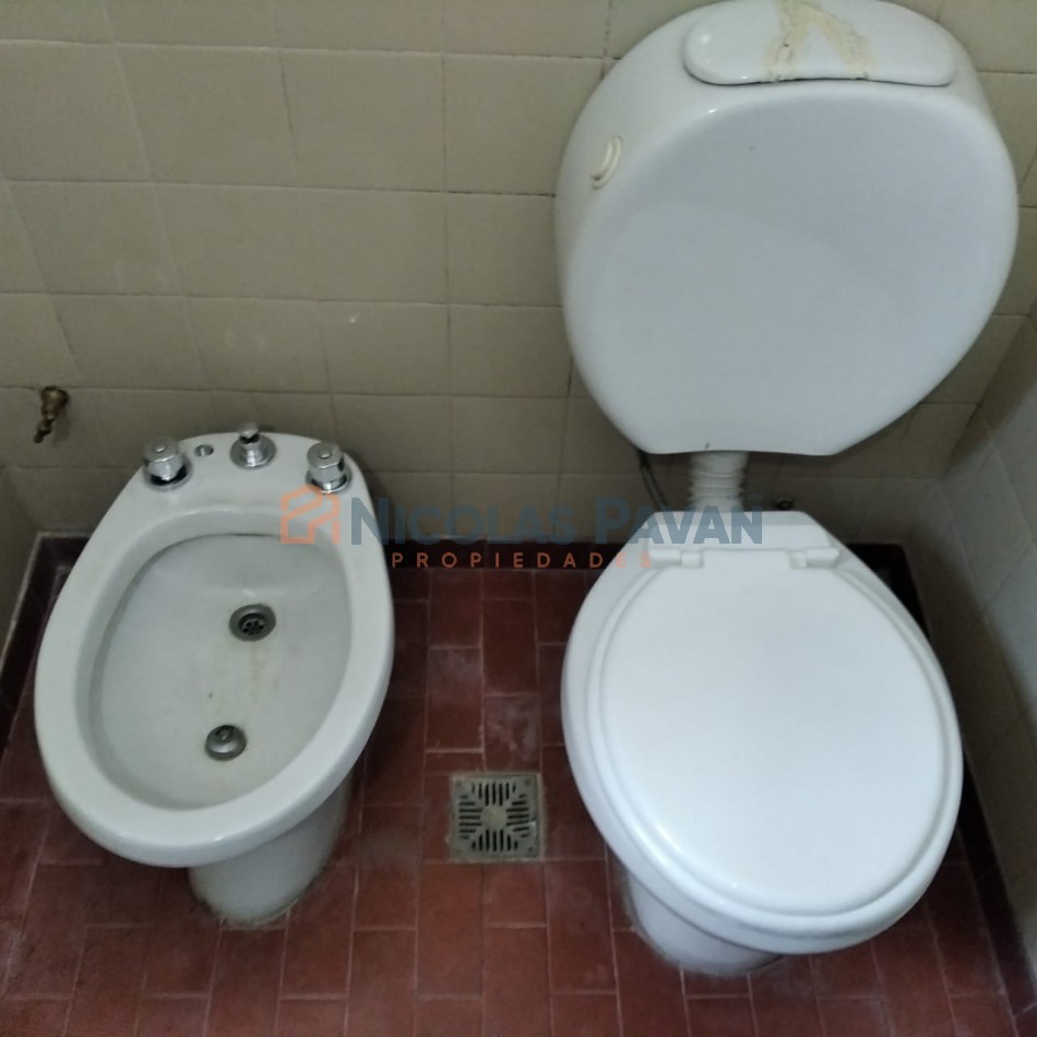 DEPARTAMENTO DE 4 AMBIENTES EN VENTA