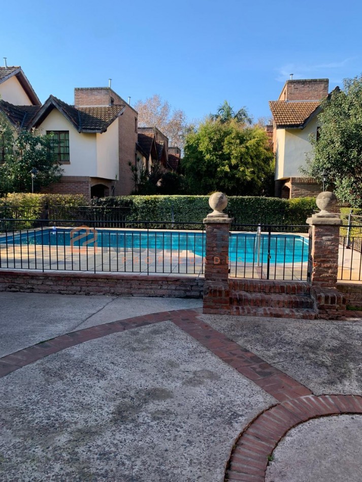 Duplex en alquiler en barrio cerrado